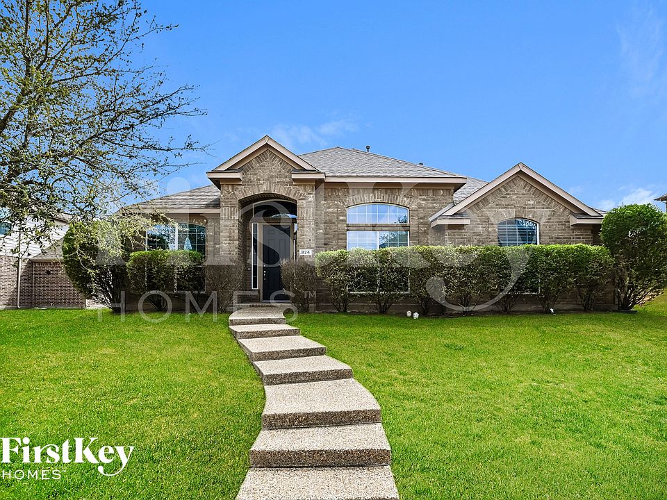 1st image of 824 Trailwood Dr