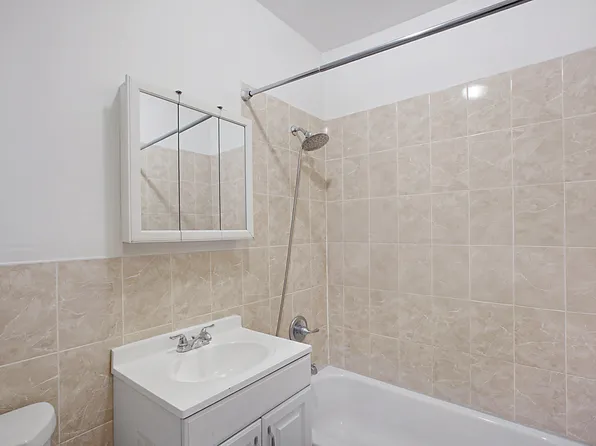 1848 Amsterdam Avenue image 8 of 9