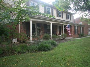 4016 Ashridge Dr, Brownsboro Farm, KY 40241