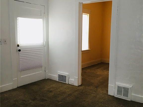 3rd image of 13334 Carrington Ave