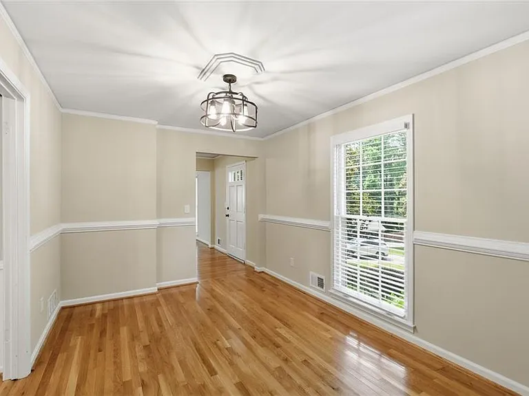 435 Stonebridge Dr — Photo 13