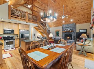 28 E Forest Way, Highlands, NC 28741