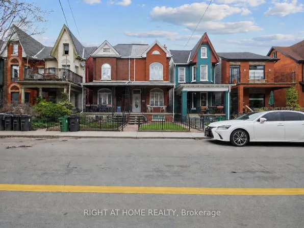 273 Palmerston Ave, Toronto, ON M6J 2J3