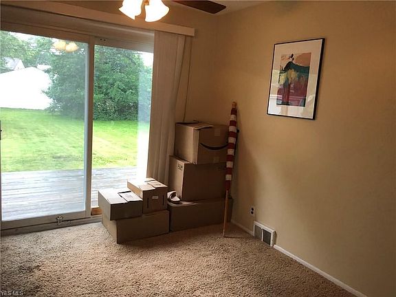 4th image of 267 Bexley Dr