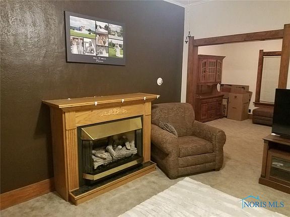 4th image of 1032 Highland Ave