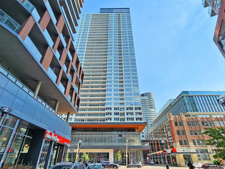 19 Bathurst St #1616