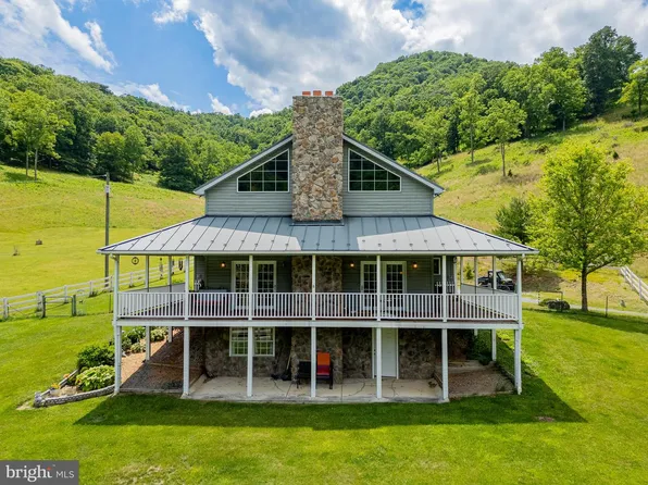 90 Tsar Mountain Ln, Franklin, WV 26807
