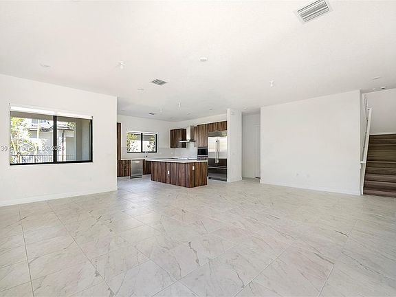 4th image of 12116 SW 82nd Pl #12116