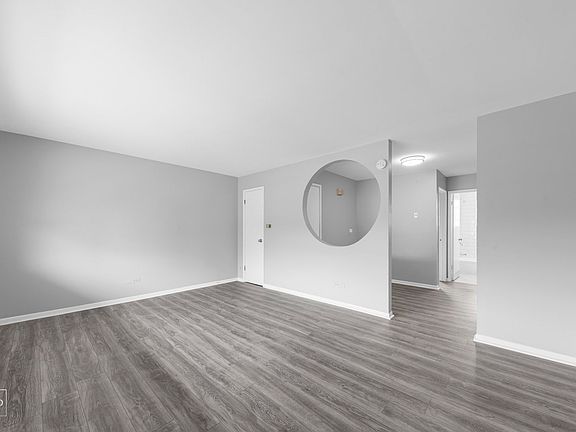 2nd image of 2600 S 59th Ave APT 10