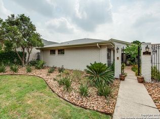 9213 Windboro Dr, Windcrest, TX 78239