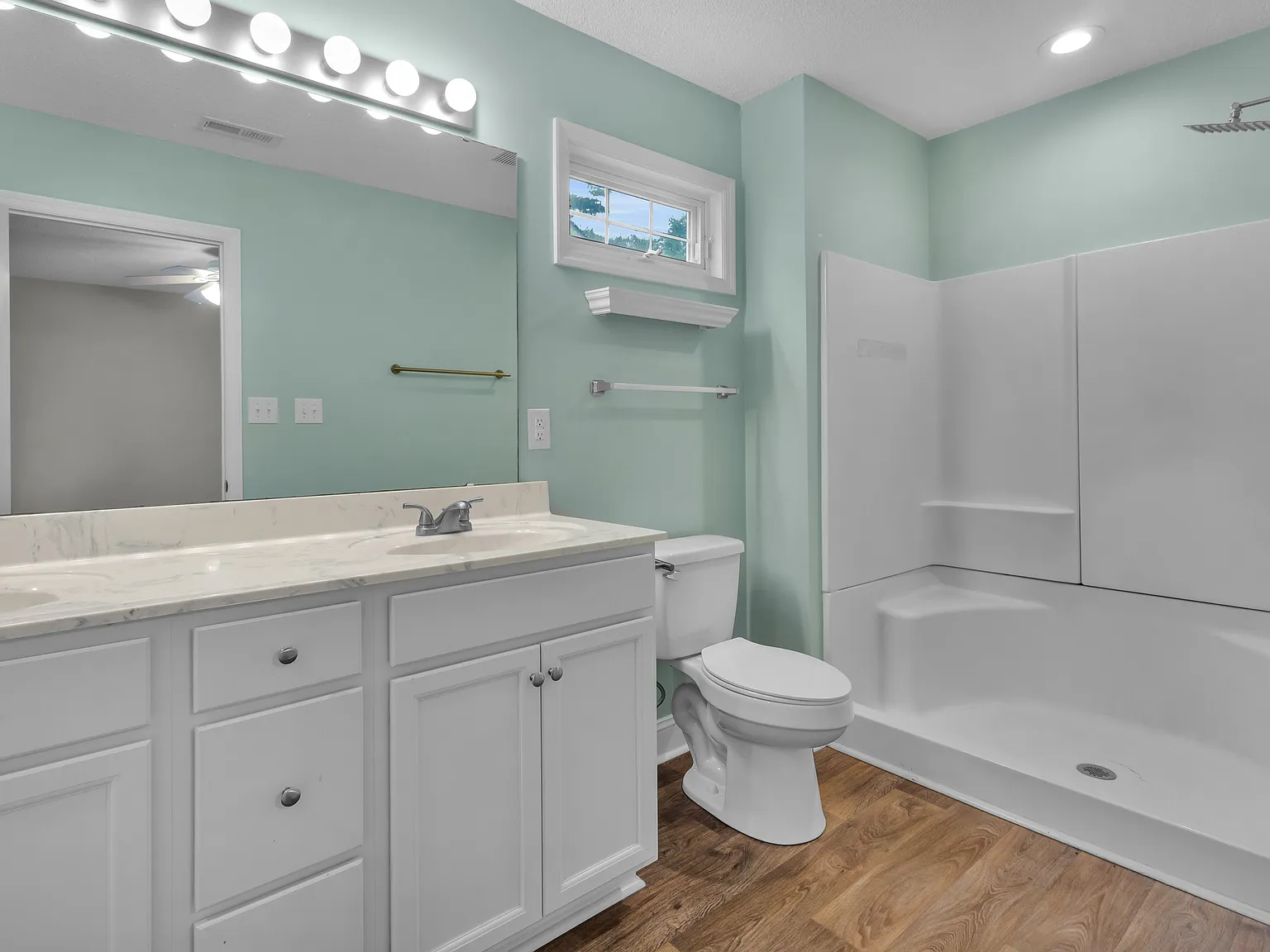 146 Monterey Circle - 1 — Photo 3