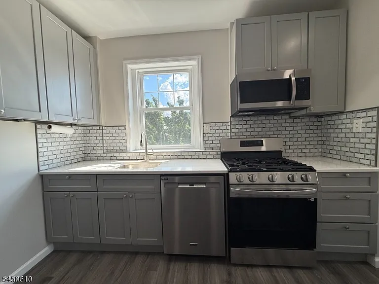11 North Ave E #3 — Photo 8