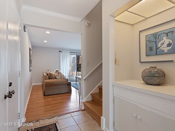 2nd image of 2245 Vista Ct