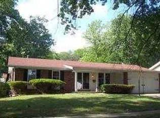 1471 Blackhurst Dr, Saint Louis, MO 63137