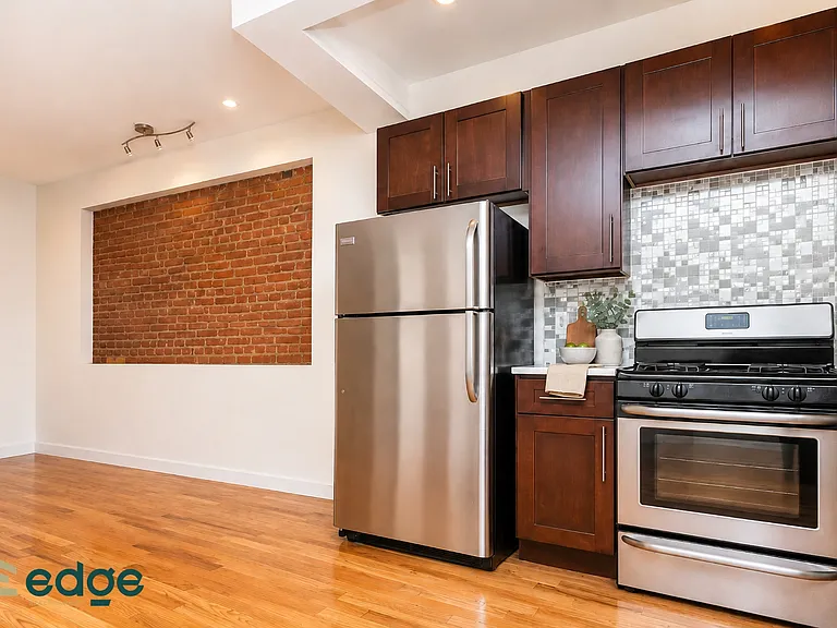 778 Lincoln Pl #2L — Photo 3