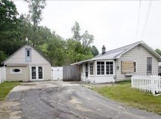 8726 Verona Rd, Battle Creek, MI 49014