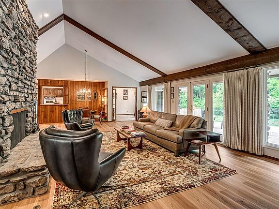 3rd image of 6652 S Jamestown Pl