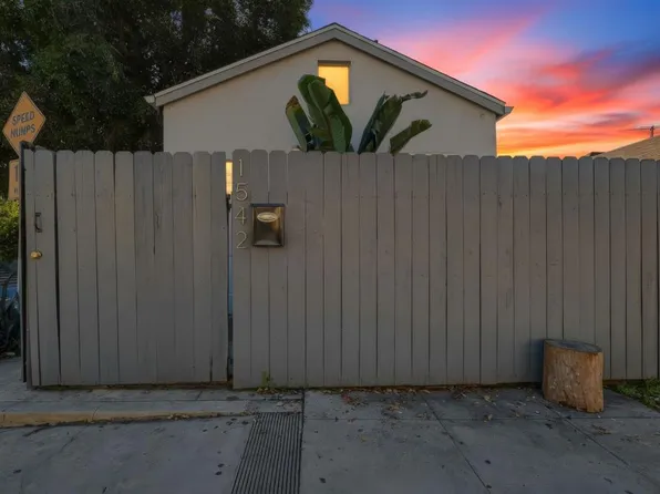 1542 W 17th St, Los Angeles, CA 90006