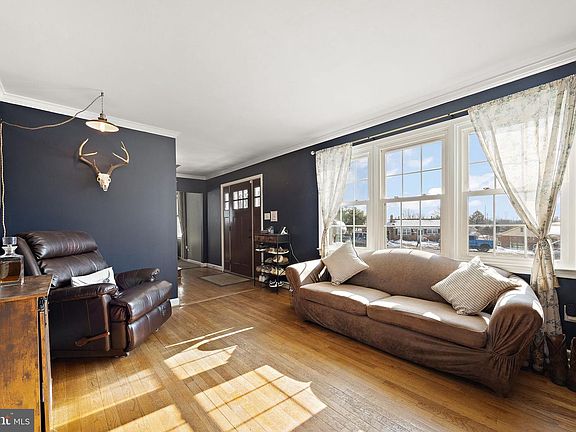 5th image of 301 Orinda Dr