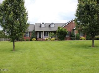 1816 S 27th St, Herrin, IL 62948