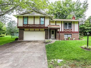 29295 Deerfield Ln, Warrenton, MO 63383