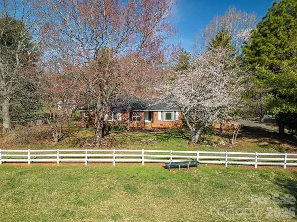 221 Lee Black Rd, Cherryville, NC 28021