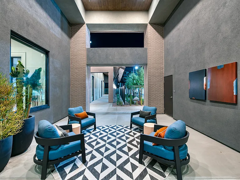 Outdoor Lounges