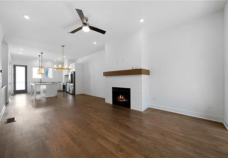 2347 Hosea L Williams Dr NE #14 — Photo 16