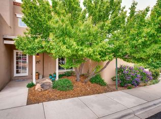 1 Calle Festiva, Santa Fe, NM 87507