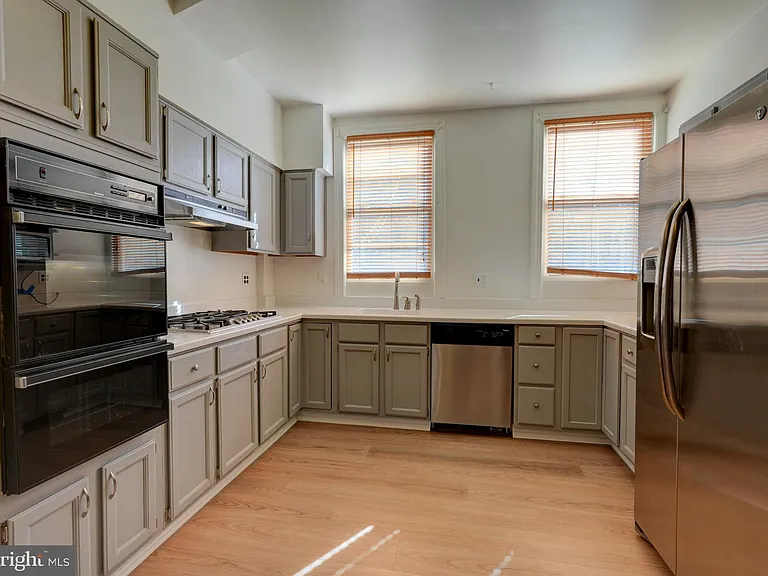 1209 I St SE — Photo 15