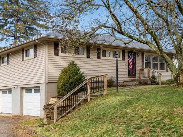 3145 E Winding Way, Zanesville, OH 43701