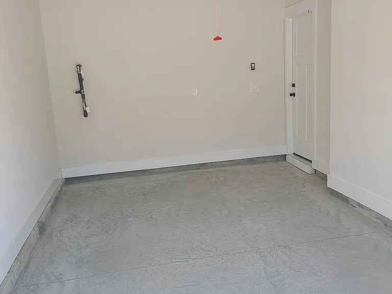 546 W Norvell Ct — Photo 16