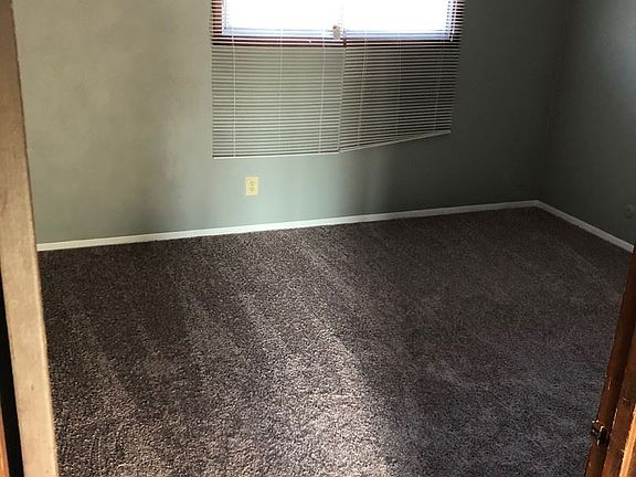 5th image of 3348 Heatherton Dr APT 5
