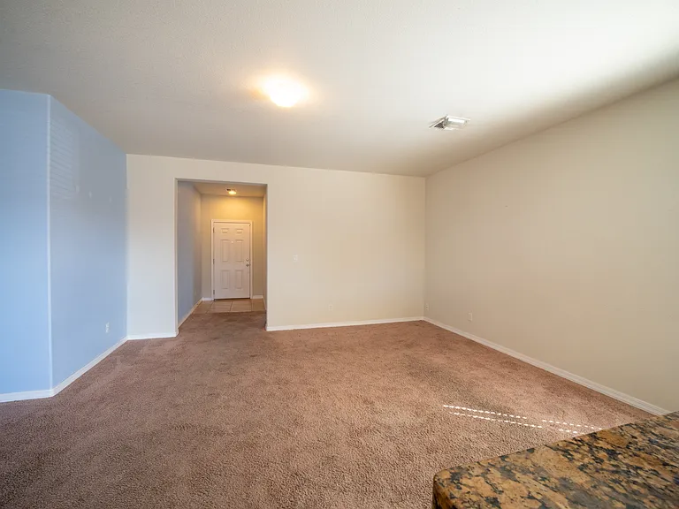 1001 El Paseo St NW — Photo 6
