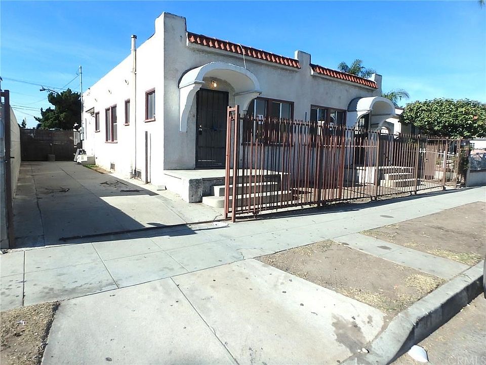 1st image of 916 N Gulf Ave