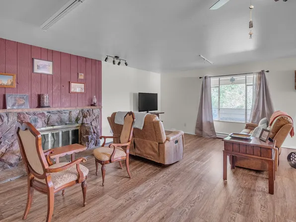 (undisclosed Address), Canon City, CO 81212