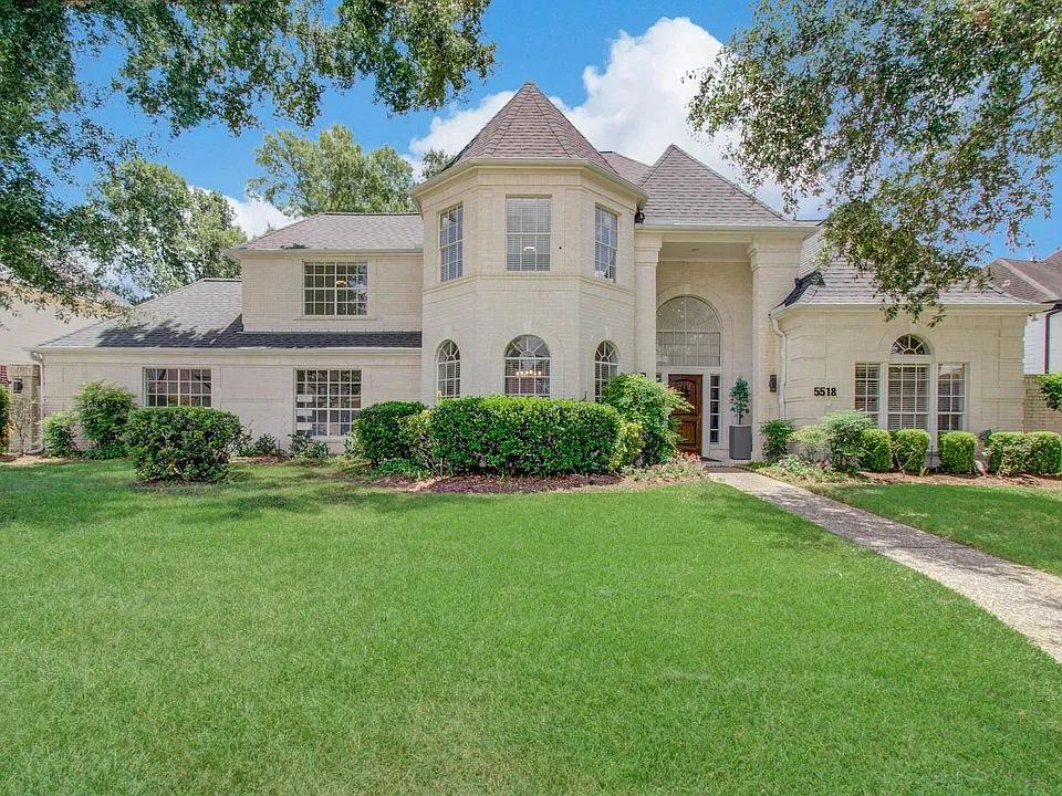 5518 Fragrant Cloud Ct