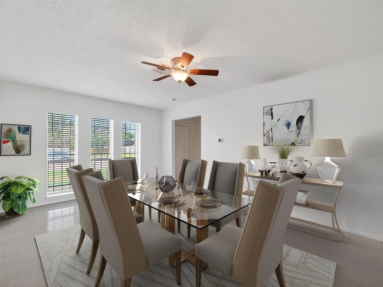 3 bed, 2.0 bath, 1382 sqft, $1,800 — Photo 2