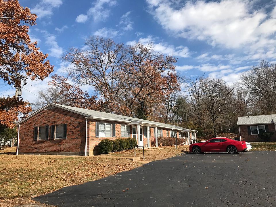 Front of 508-514 wooddell court