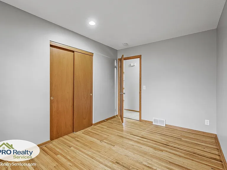 4725 Valley Rd — Photo 9