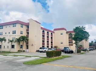 3251 Holiday Springs Blvd APT 403, Pompano Beach, FL 33063