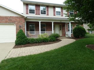 605 Lake Shore Dr, Bloomington, IL