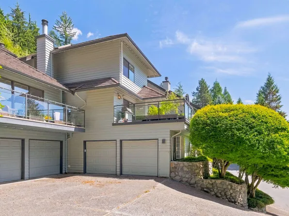 5723 Owl Ct, North Vancouver, BC V7R 4V1