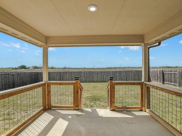 309 Chickasaw Ln — Photo 24