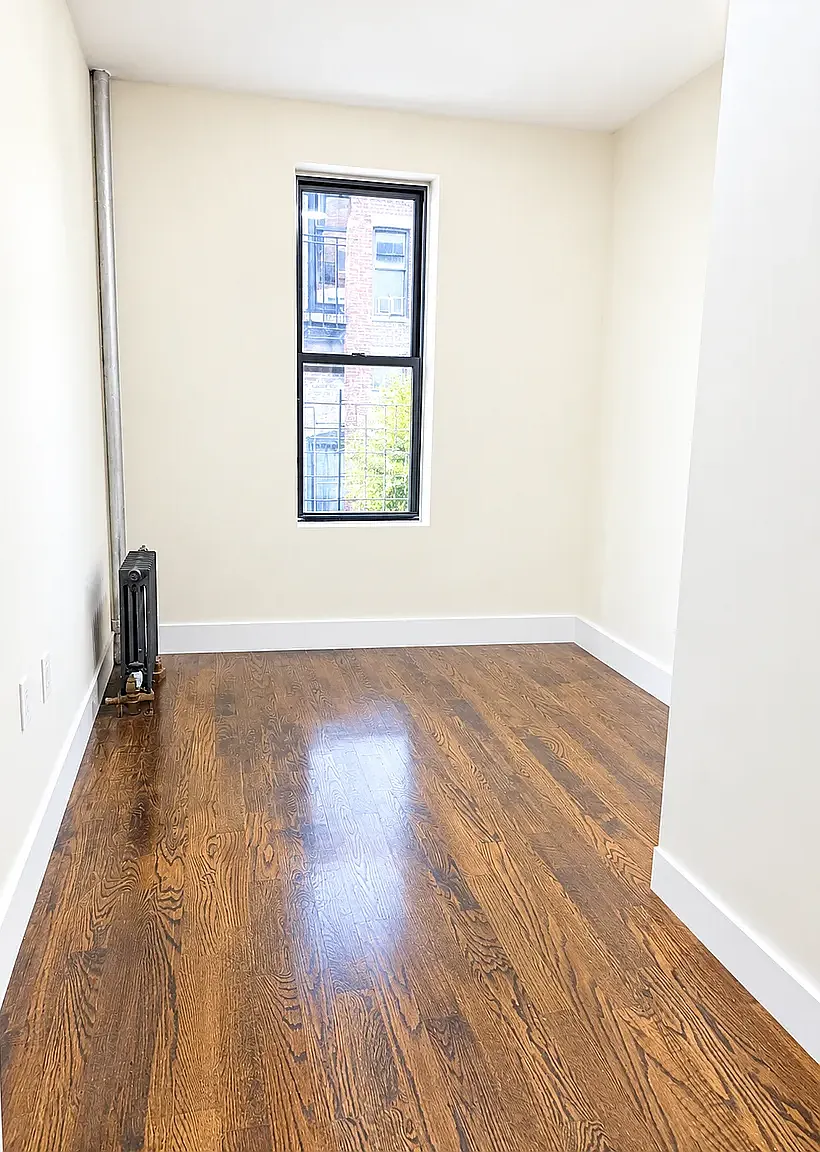 720 W 181st St — Photo 2