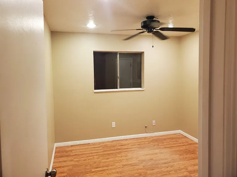 5700 Cletsoway Dr SW — Photo 17