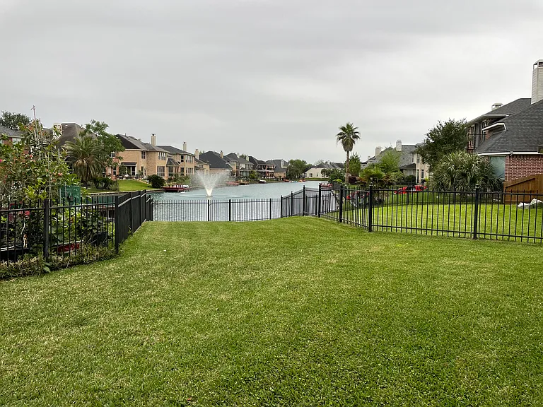 14207 Cairns Ct — Photo 29
