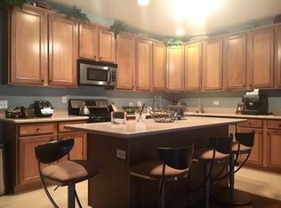 6436 Roosevelt Rd APT 210, Oak Park, IL 60304