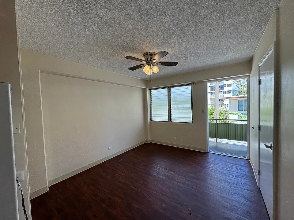 287 Wai Nani Way #303