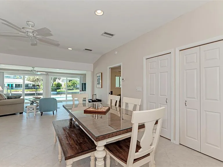 5577 Contento Dr — Photo 12